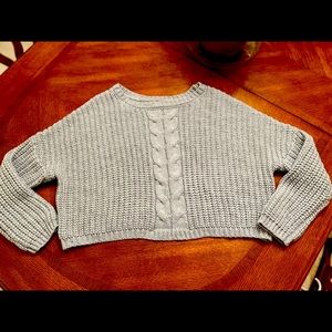 Jun & Ivy Pull-over Cropped Sweater